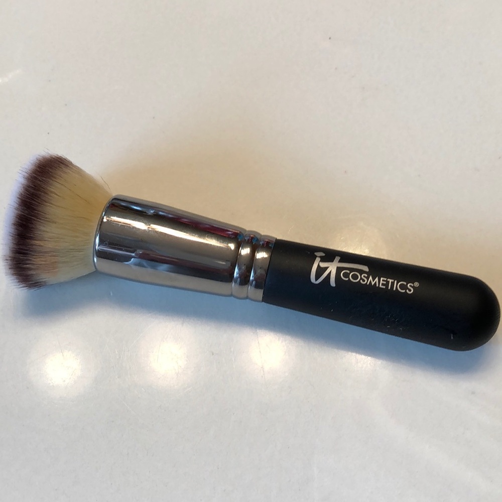 It Cosmetics